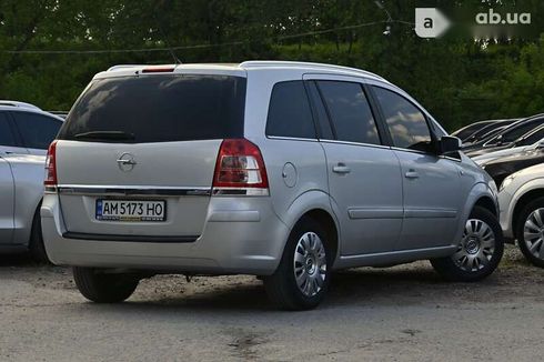 Opel Zafira 2008 - фото 15