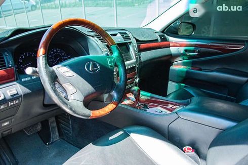 Lexus LS 2007 - фото 19