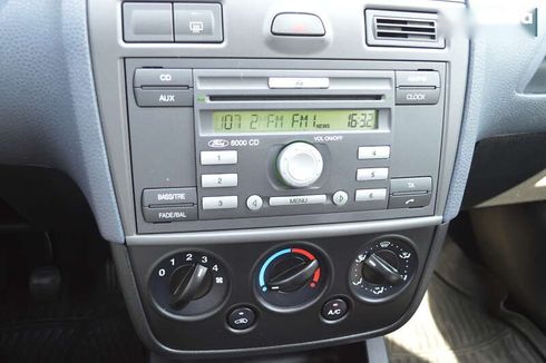 Ford Fiesta 2008 - фото 22