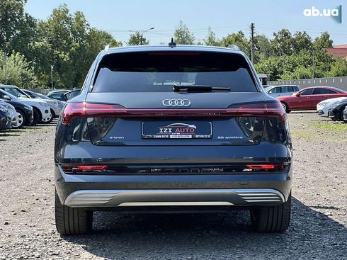 Audi E-Tron 2022 - фото 7