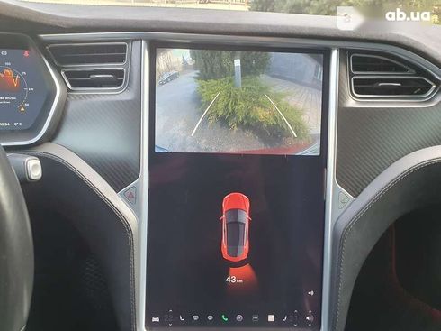 Tesla Model S 2016 - фото 26