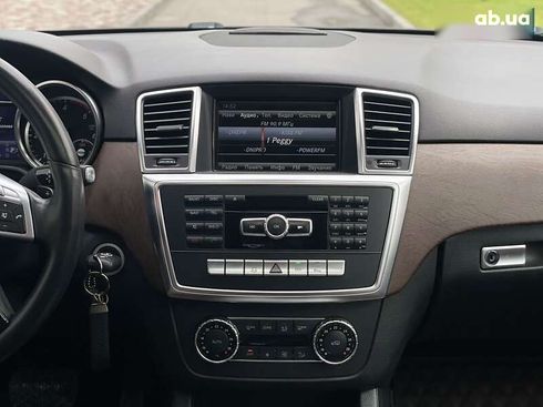 Mercedes-Benz M-Класс 2012 - фото 22