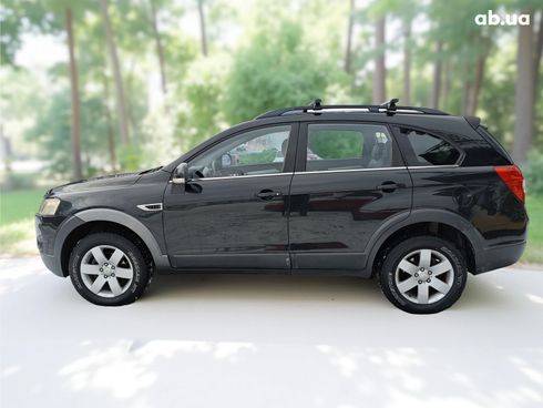 Chevrolet Captiva 2012 черный - фото 4