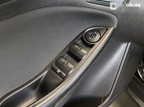 Ford Focus 2014 - фото 17