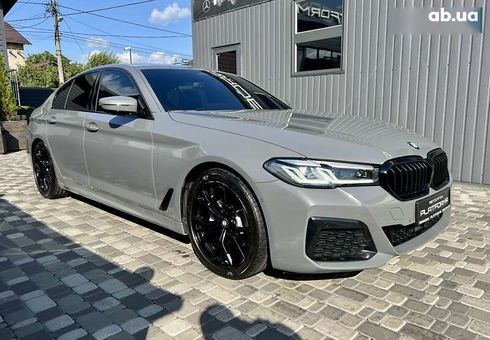 BMW 5 серия 2020 - фото 12