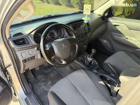 Mitsubishi l 200 2018 - фото 13