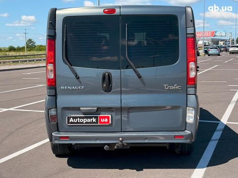 Renault Trafic 2014 серый - фото 8