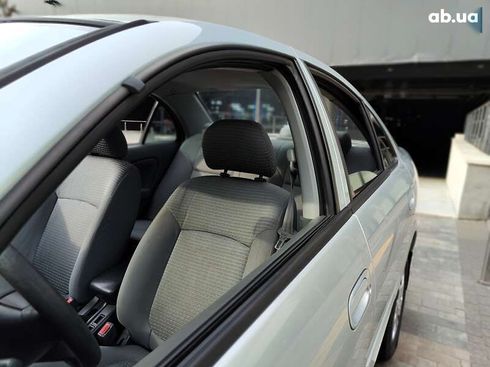 Nissan Almera 2007 - фото 4