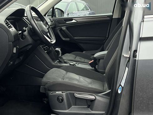 Volkswagen Tiguan Allspace 2022 - фото 30