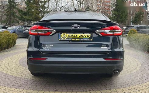 Ford Fusion 2020 - фото 6