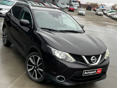 Nissan Qashqai 2015 черный - фото 6