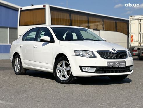 Skoda Octavia 2016 белый - фото 3