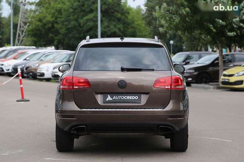 Volkswagen Touareg 2010 - фото 5