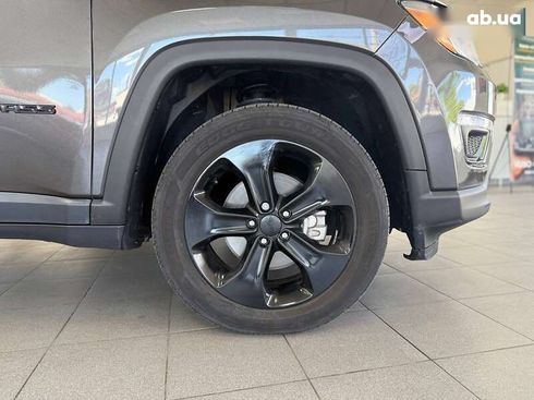 Jeep Compass 2018 - фото 19