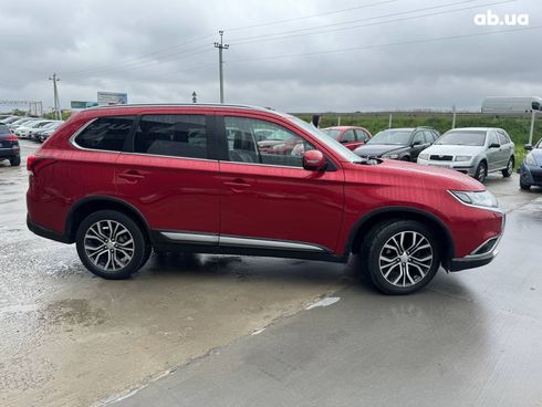Mitsubishi Outlander 2018 красный - фото 36
