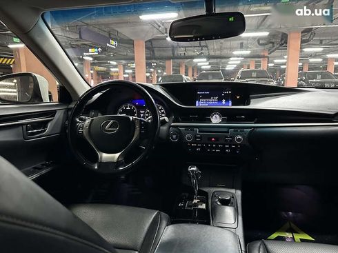 Lexus ES 2015 - фото 20