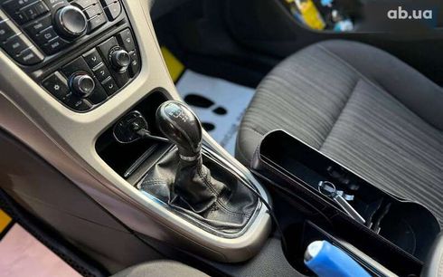 Opel Astra 2011 - фото 13