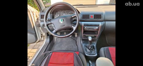 Skoda Octavia 2022 - фото 9