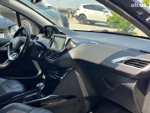 Peugeot 2008 2018 серый - фото 36