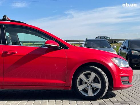 Volkswagen Golf Variant 2015 красный - фото 10