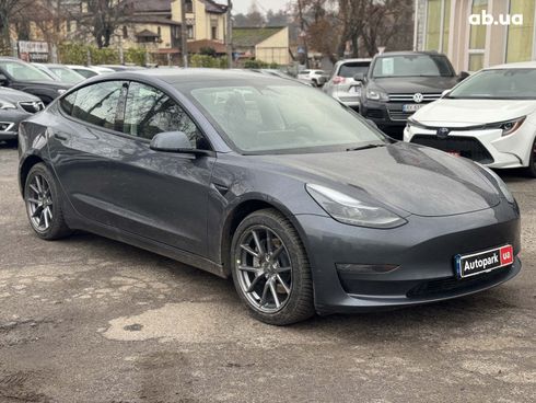 Tesla Model 3 2023 серый - фото 3