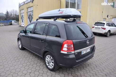 Opel Zafira 2013 - фото 10