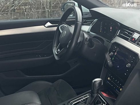 Volkswagen Passat 2021 белый - фото 40