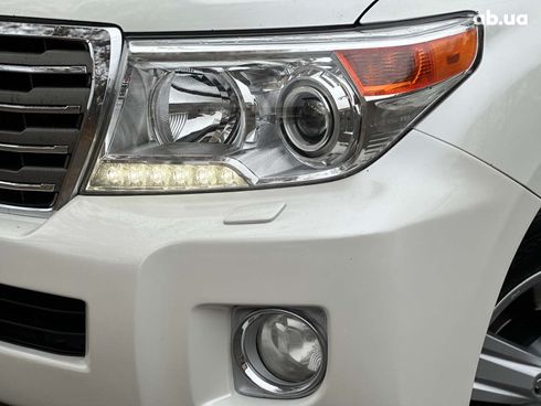 Toyota land cruiser 200 2013 белый - фото 3