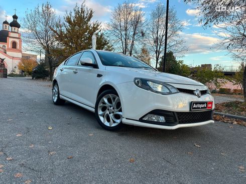 MG 6 2012 белый - фото 3