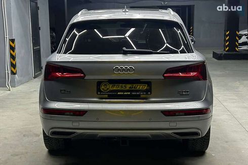 Audi Q5 2018 - фото 5