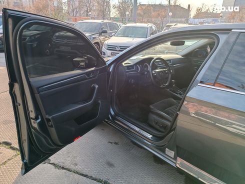Skoda Superb 2021 серый - фото 19
