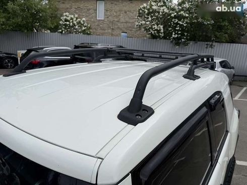 Toyota FJ Cruiser 2008 - фото 11