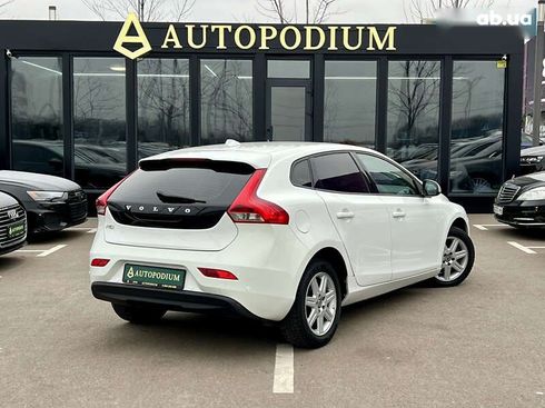 Volvo V40 2013 - фото 13