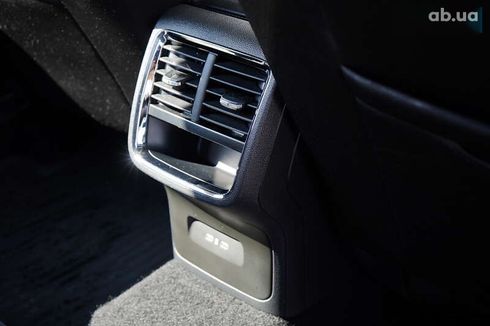 Skoda Octavia 2020 - фото 30