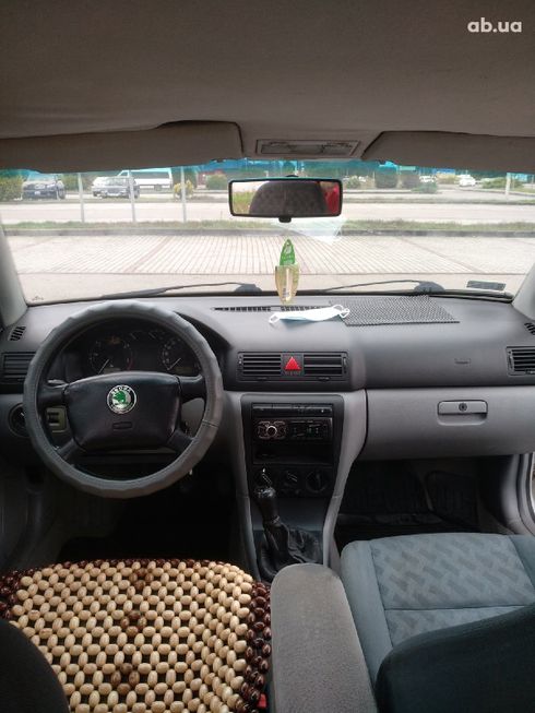 Skoda Octavia 1999 серебристый - фото 6