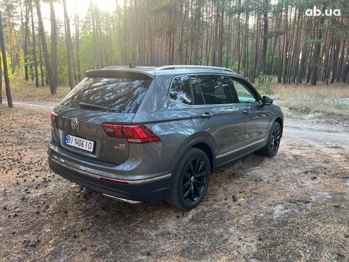 Volkswagen Tiguan Allspace 2018 серый - фото 13