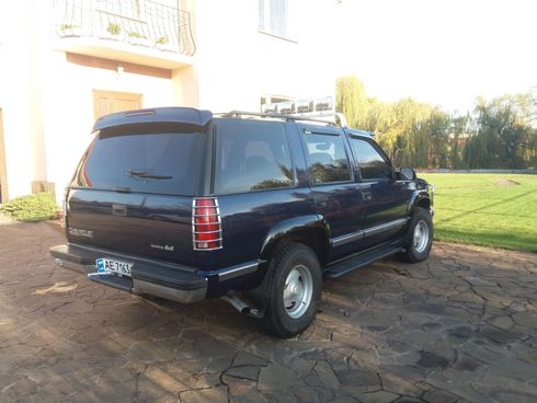 Chevrolet Tahoe 1997 синий - фото 20