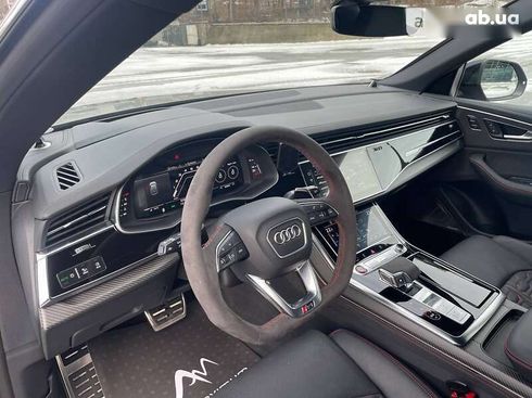 Audi RS Q8 2023 - фото 14