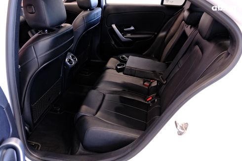 Mercedes-Benz A-Класс 2019 белый - фото 8