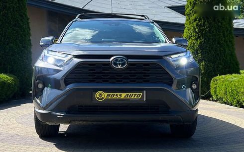 Toyota RAV4 2023 - фото 2