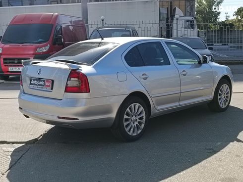 Skoda octavia a5 2012 серый - фото 12