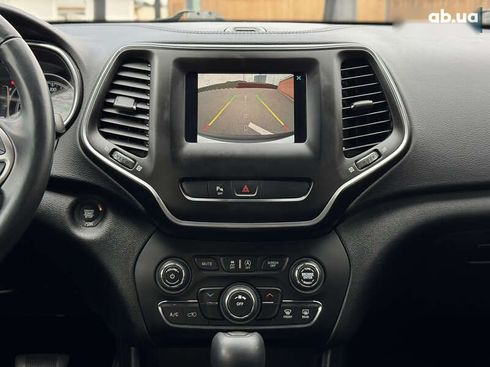 Jeep Cherokee 2018 - фото 25
