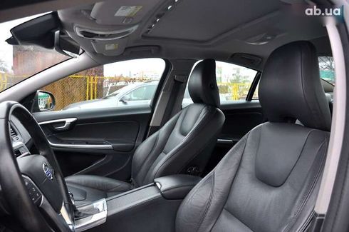 Volvo S60 2016 - фото 16
