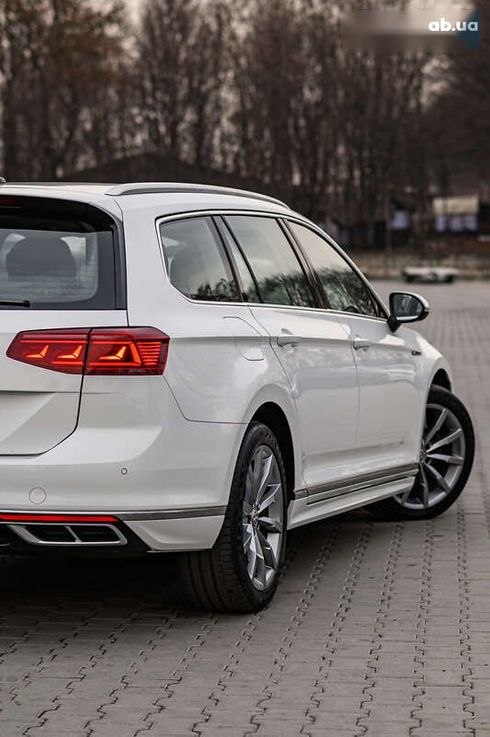 Volkswagen Passat 2020 - фото 26