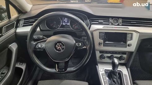 Volkswagen Passat 2017 - фото 9