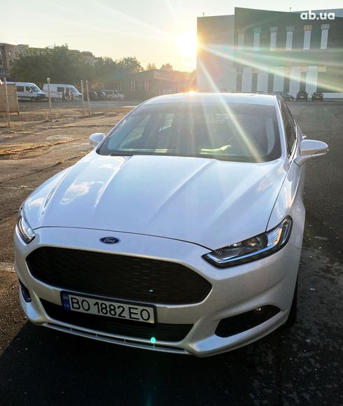 Ford Fusion 2014 белый - фото 2