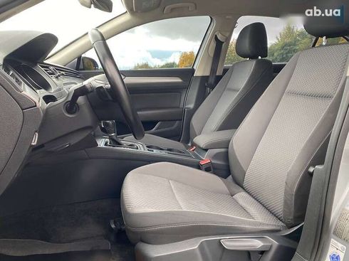 Volkswagen Passat 2015 - фото 9