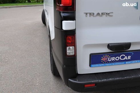 Renault Trafic 2021 - фото 26