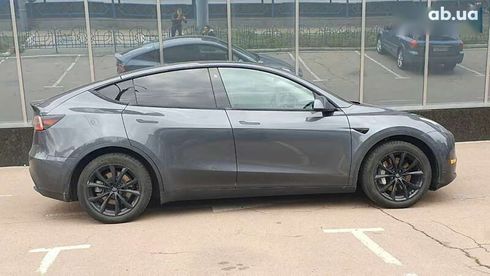 Tesla Model Y 2021 - фото 6