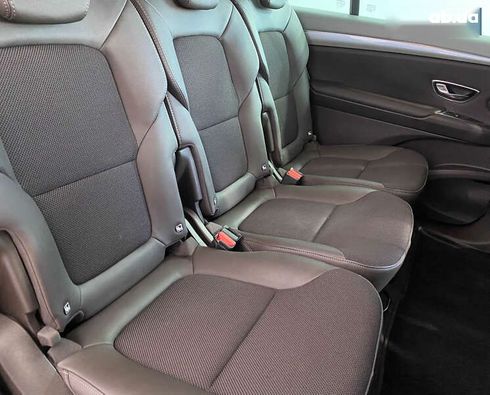 Renault Espace 2016 - фото 10